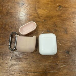 Apple 2nd gen AirPods